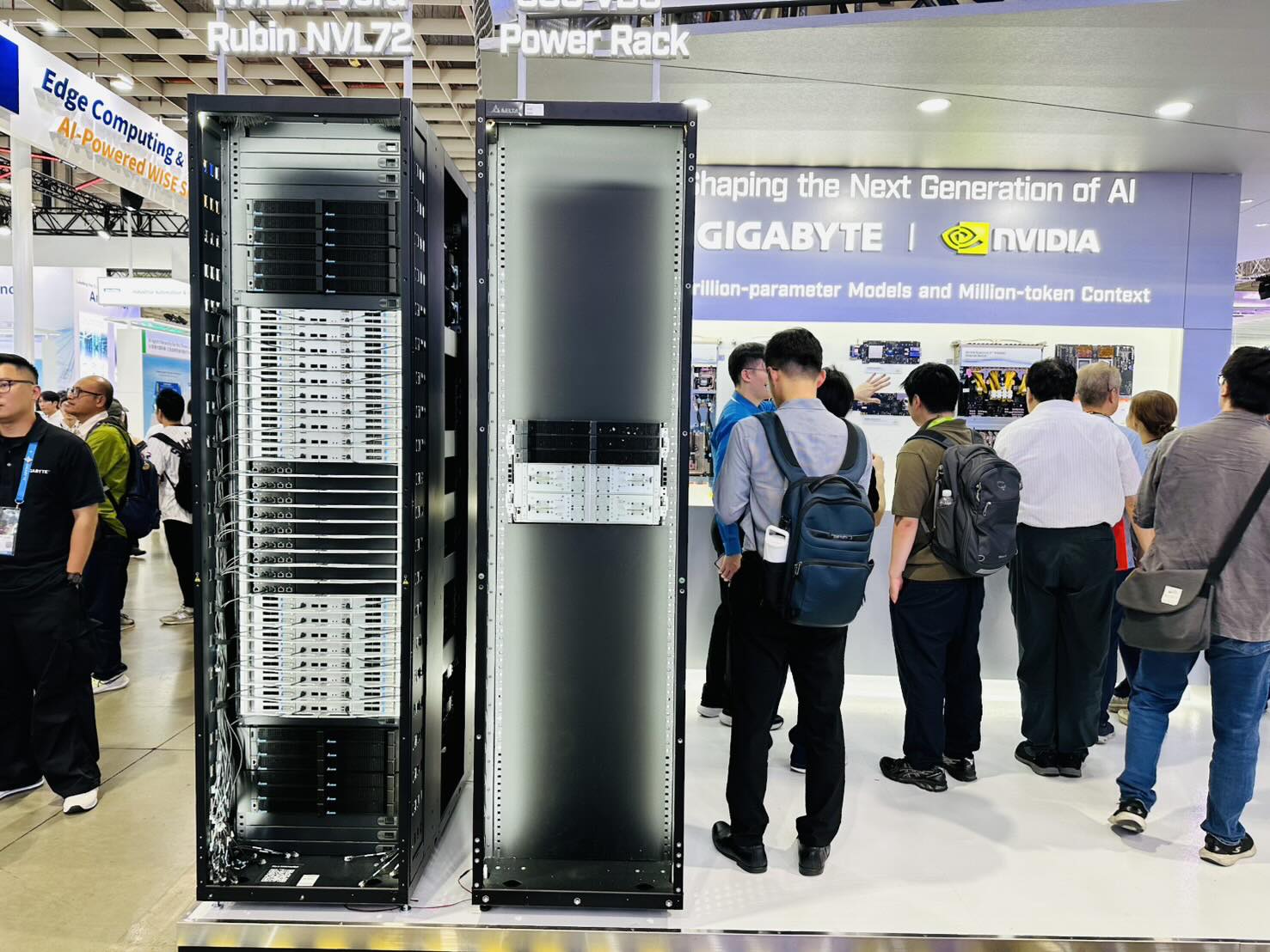 Vera Rubin NVL72 + Power Rack · Gigabyte × NVIDIA · Computex 2026